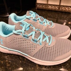 Under Armour Women's Athletic Shoes in Gray and Light Blue